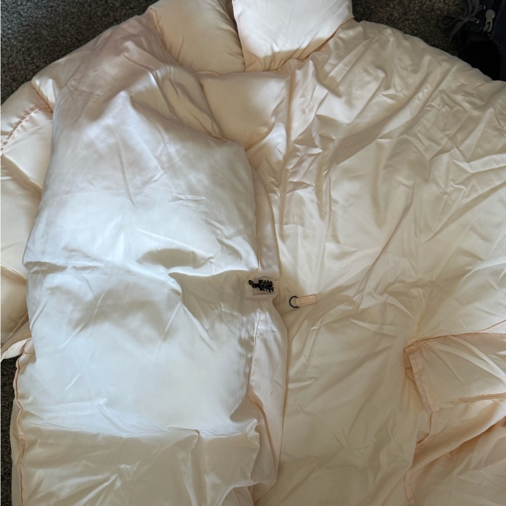 Women's Cream Puffer Jacket